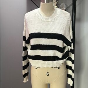 Forever 21 Black and White Striped Sweater